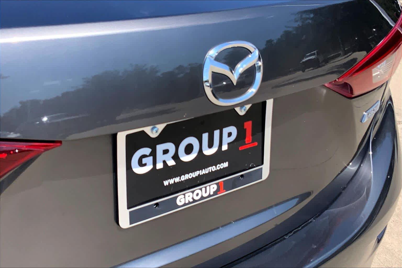 Used 2017 MAZDA MAZDA3 Sport w/ Preferred Equipment Package FWD image 30