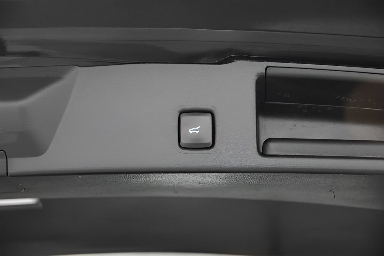 Used 2023 Ford Escape ST-Line FWD image 39