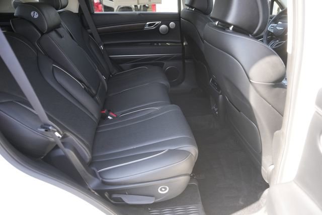Used 2025 Genesis GV80 2.5T Prestige image 16