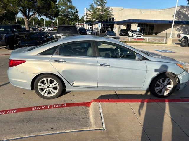 Used 2011 Hyundai Sonata Limited w/ Navigation Pkg 5 FWD image 4
