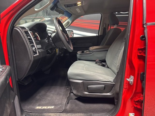 Used 2019 RAM 1500 Express w/ Express Value Package image 4