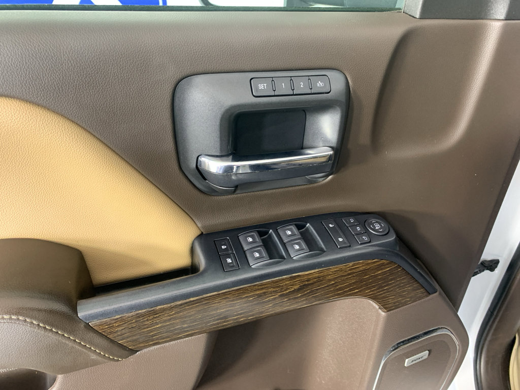 Used 2019 GMC Sierra 3500 Denali w/ Duramax Plus Package image 15