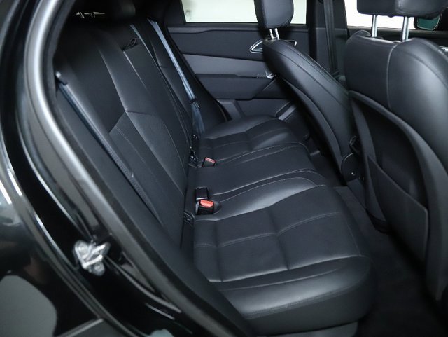 Certified 2025 Land Rover Range Rover Velar Dynamic SE image 28
