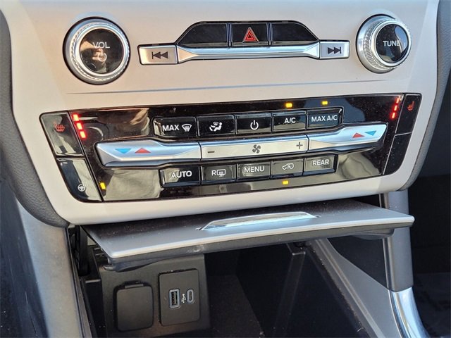 Used 2023 Ford Explorer XLT w/ Equipment Group 202A image 21