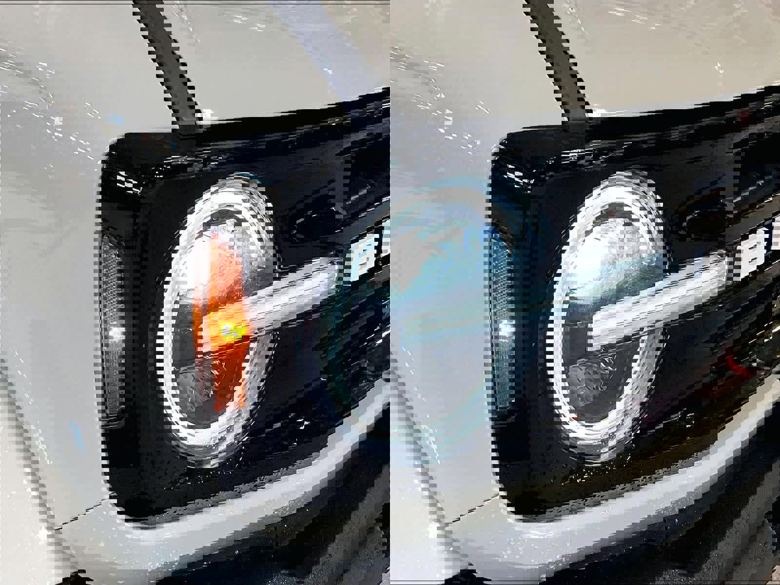 Used 2025 Ford Bronco Outer Banks image 30