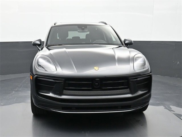 Used 2025 Porsche Macan image 28