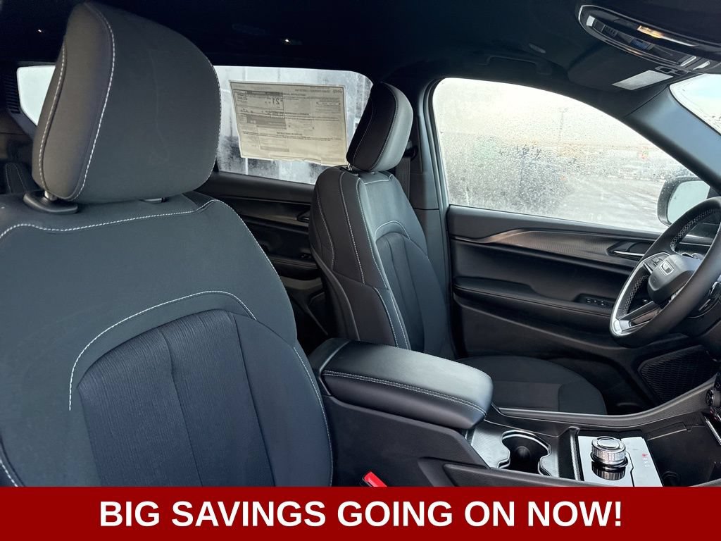 New 2025 Jeep Grand Cherokee L Laredo AWD/4WD image 50