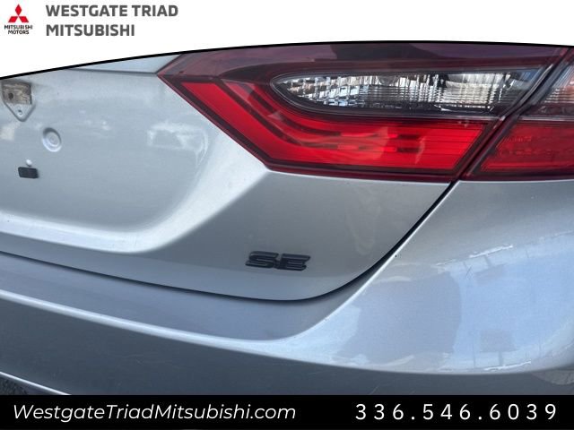 Used 2021 Toyota Camry SE image 12