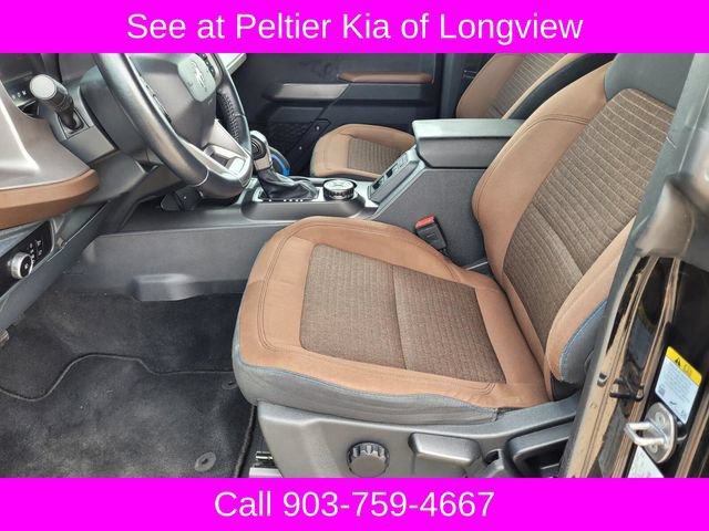 Used 2023 Ford Bronco Outer Banks AWD/4WD image 14
