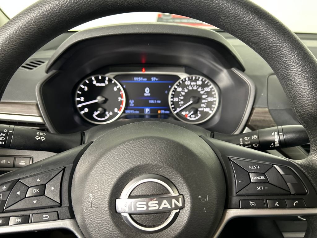 Used 2024 Nissan Altima 2.5 SV image 13