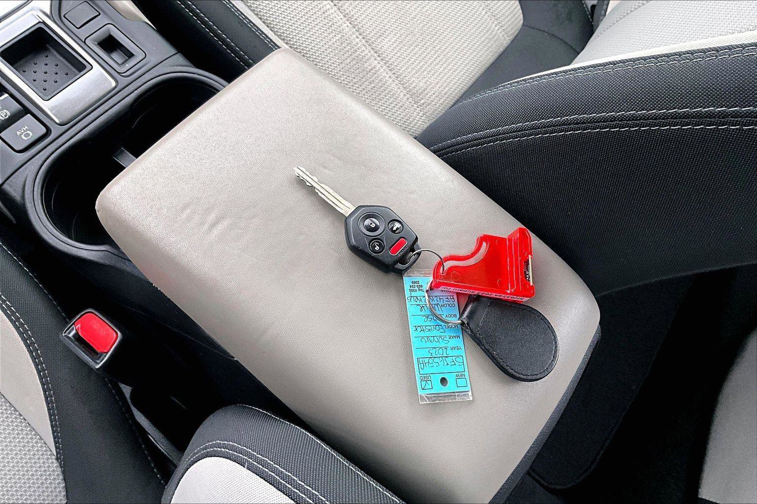 Used 2023 Subaru Forester Base image 11