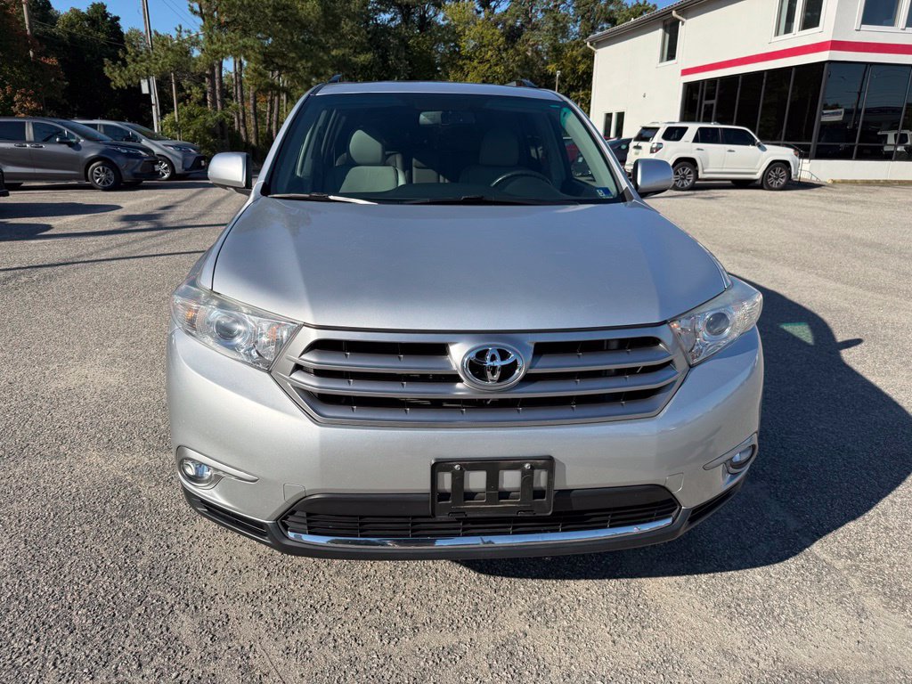 Used 2013 Toyota Highlander Limited AWD/4WD image 2