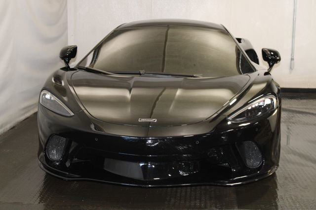 Used 2022 McLaren GT image 3