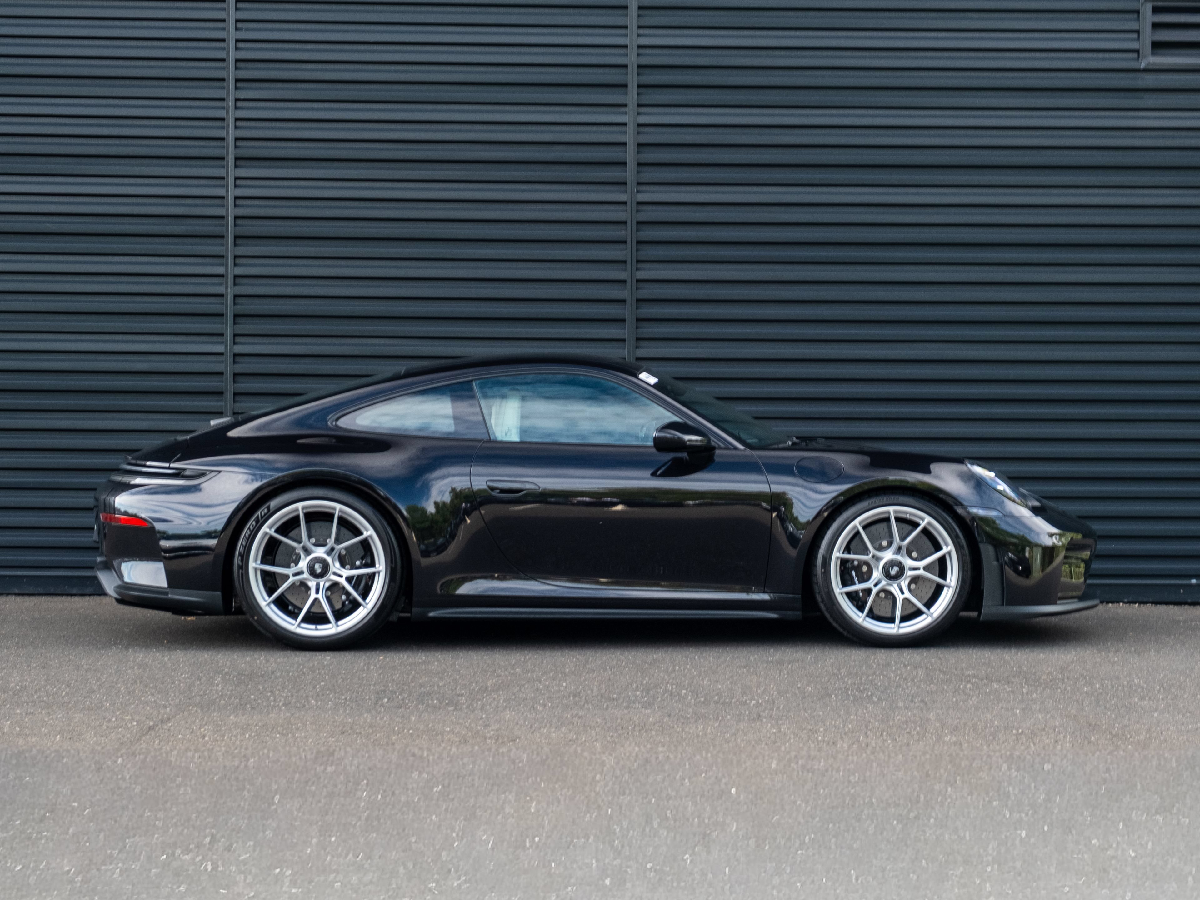New 2026 Porsche 911 GT3 RWD image 9