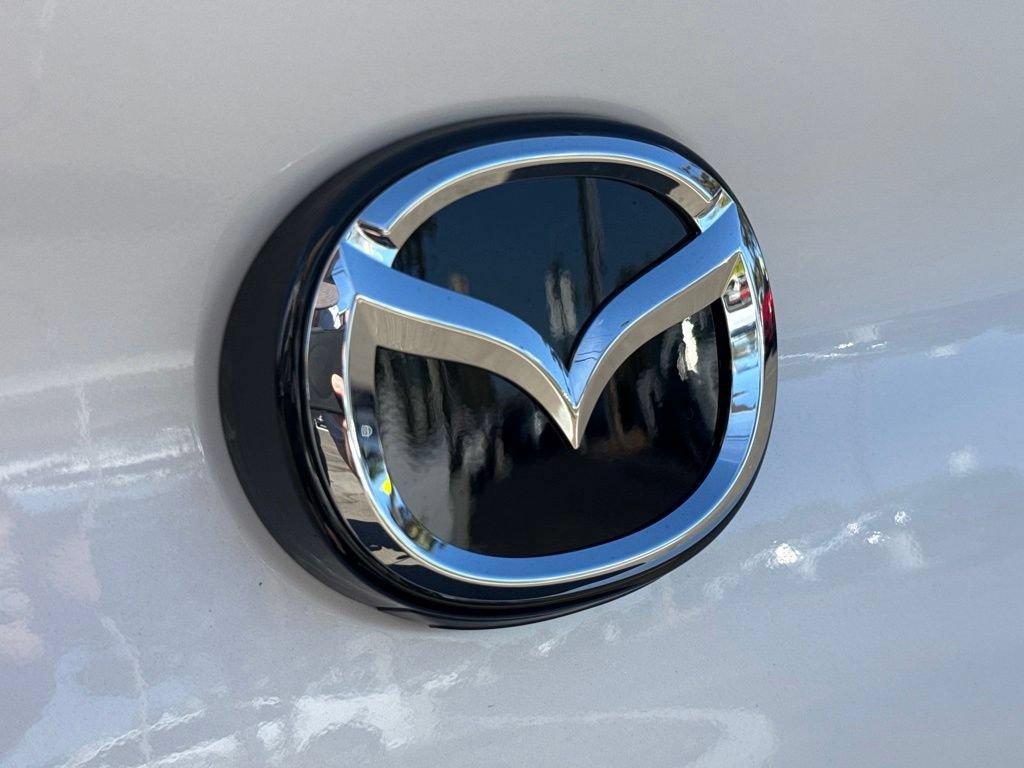 New 2026 MAZDA MAZDA3 Carbon AWD/4WD image 19