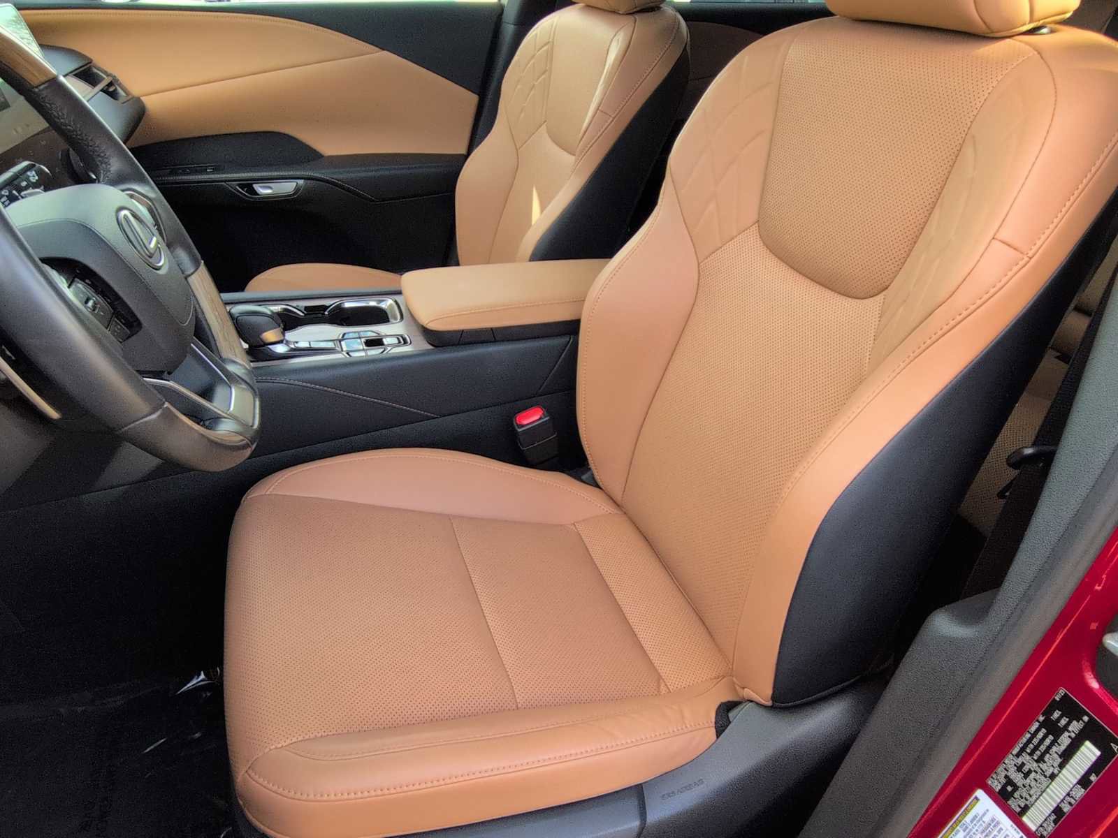 Used 2023 Lexus RX 350 Premium image 16