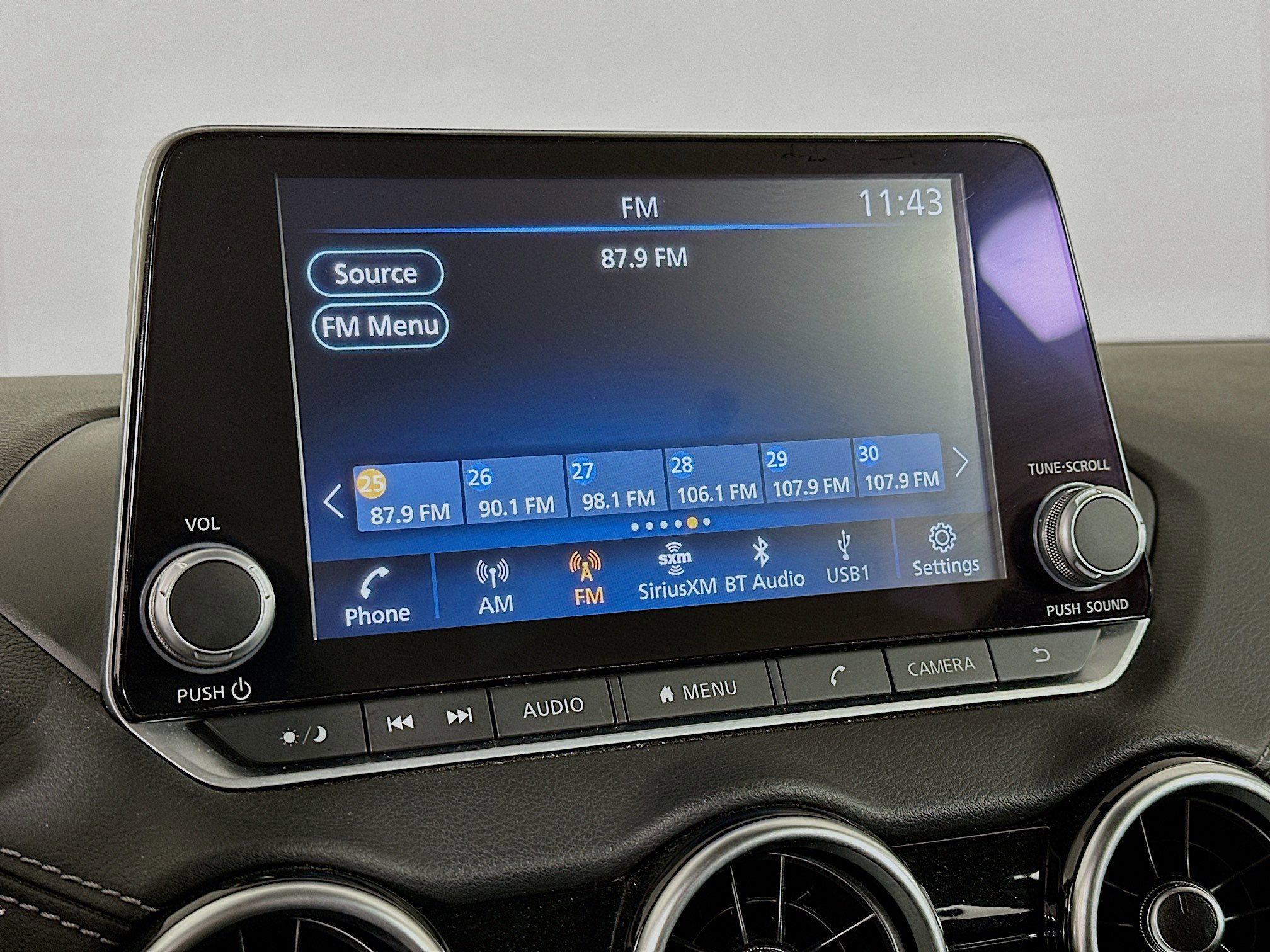 Used 2024 Nissan Sentra SV image 21