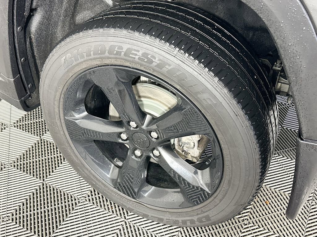 Certified 2024 Jeep Grand Cherokee Altitude image 40