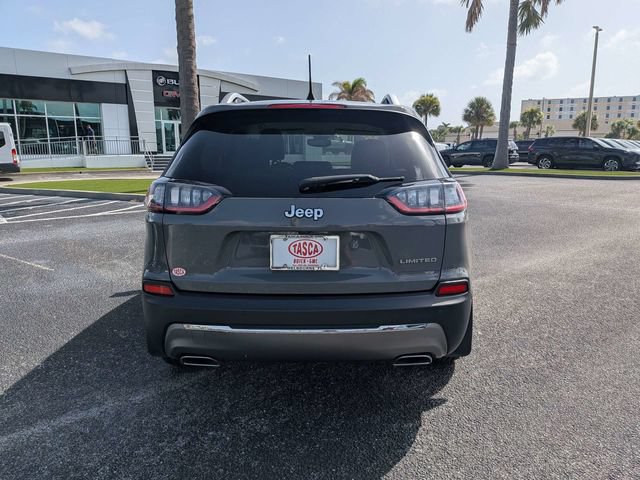 Used 2019 Jeep Cherokee Limited w/ Technology Group FWD image 5