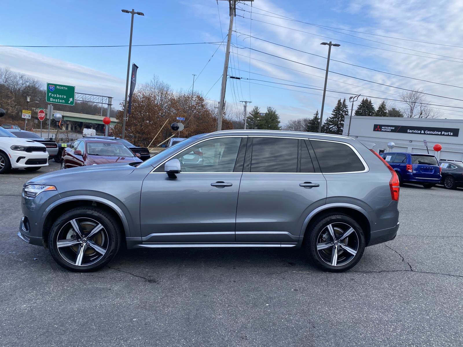 Used 2019 Volvo XC90 T6 R-Design w/ Advanced Package video 2