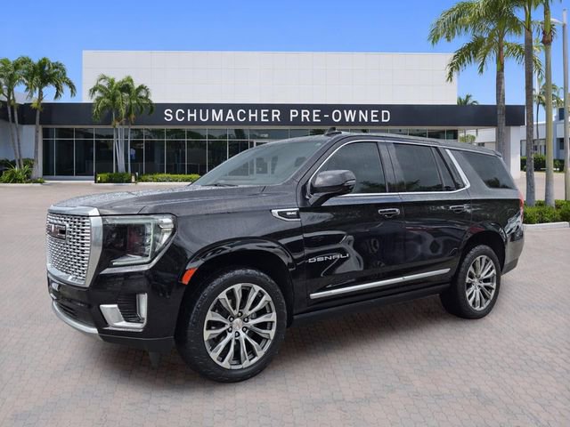 Used 2021 GMC Yukon Denali w/ Denali Premium Package RWD image 3