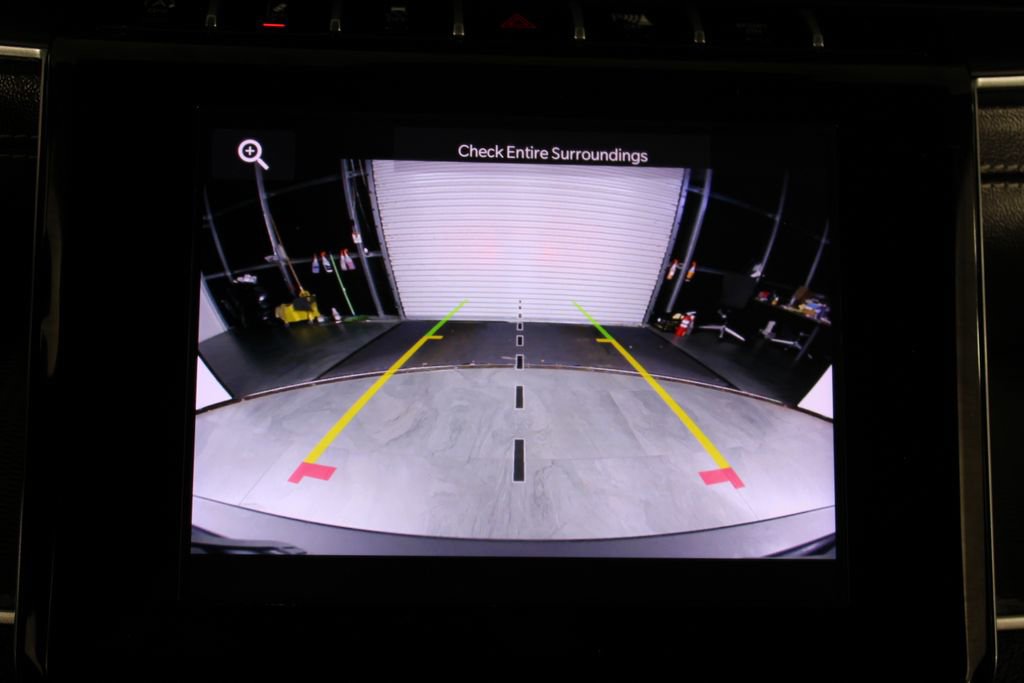 Used 2025 Jeep Grand Cherokee Laredo image 28