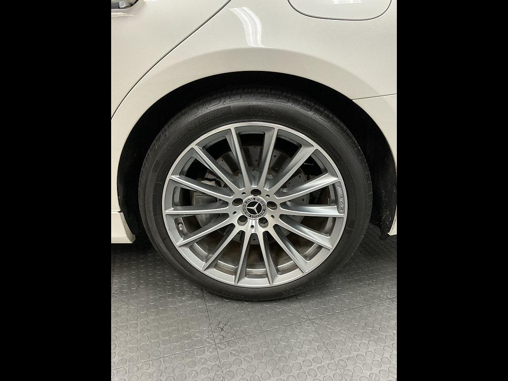 Used 2023 Mercedes-Benz S 580e 4MATIC Sedan image 45