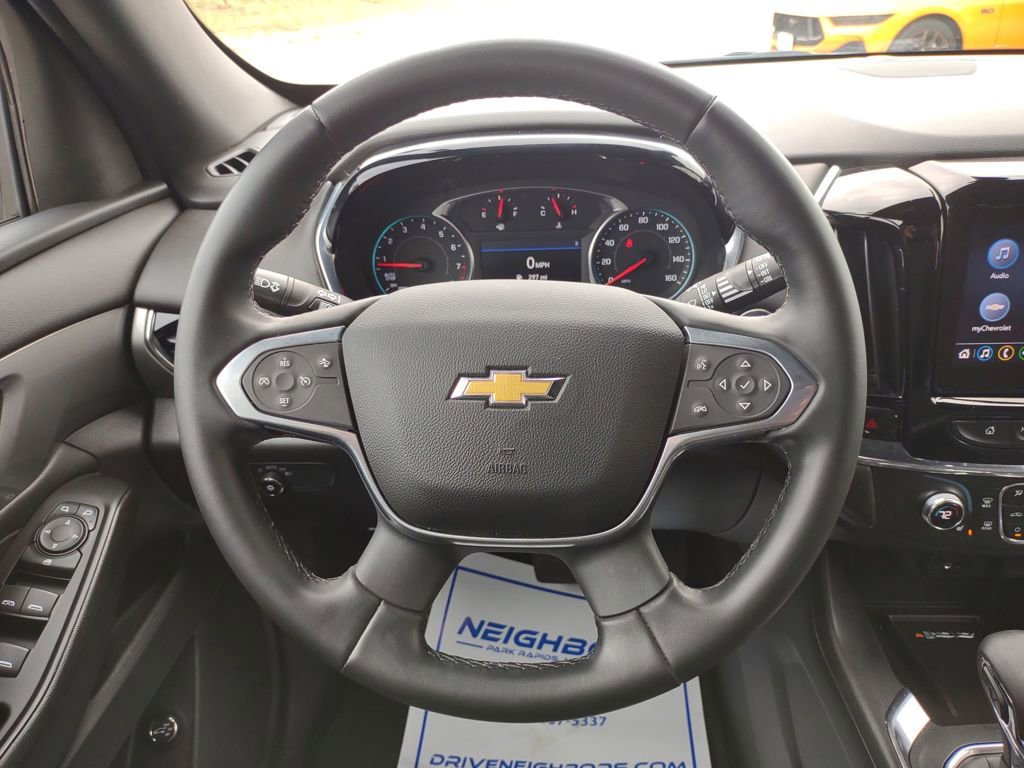 Used 2023 Chevrolet Traverse LT AWD/4WD image 14