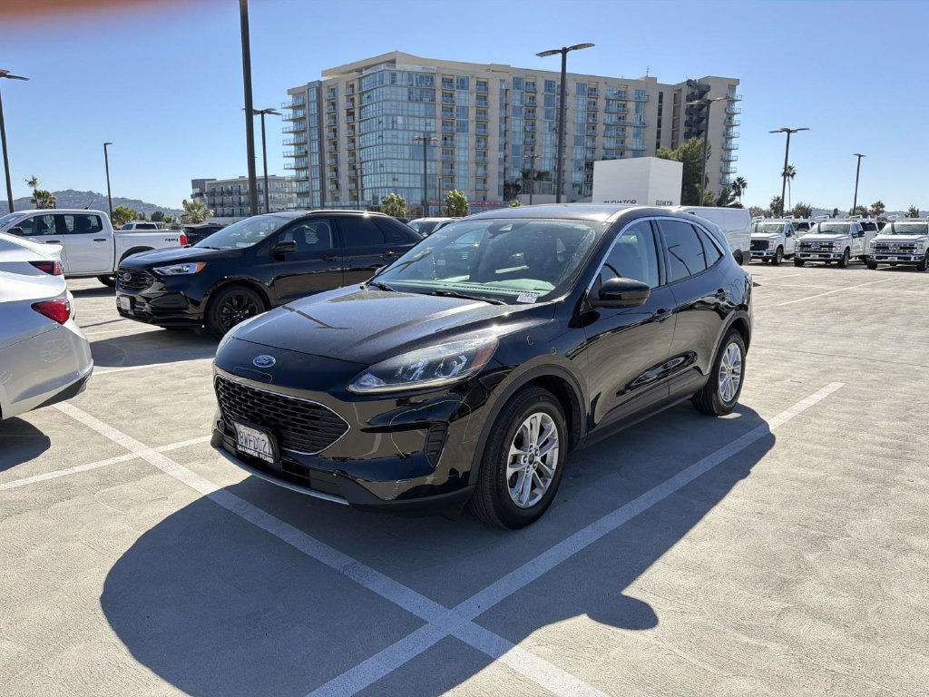 Used 2020 Ford Escape SE FWD image 13