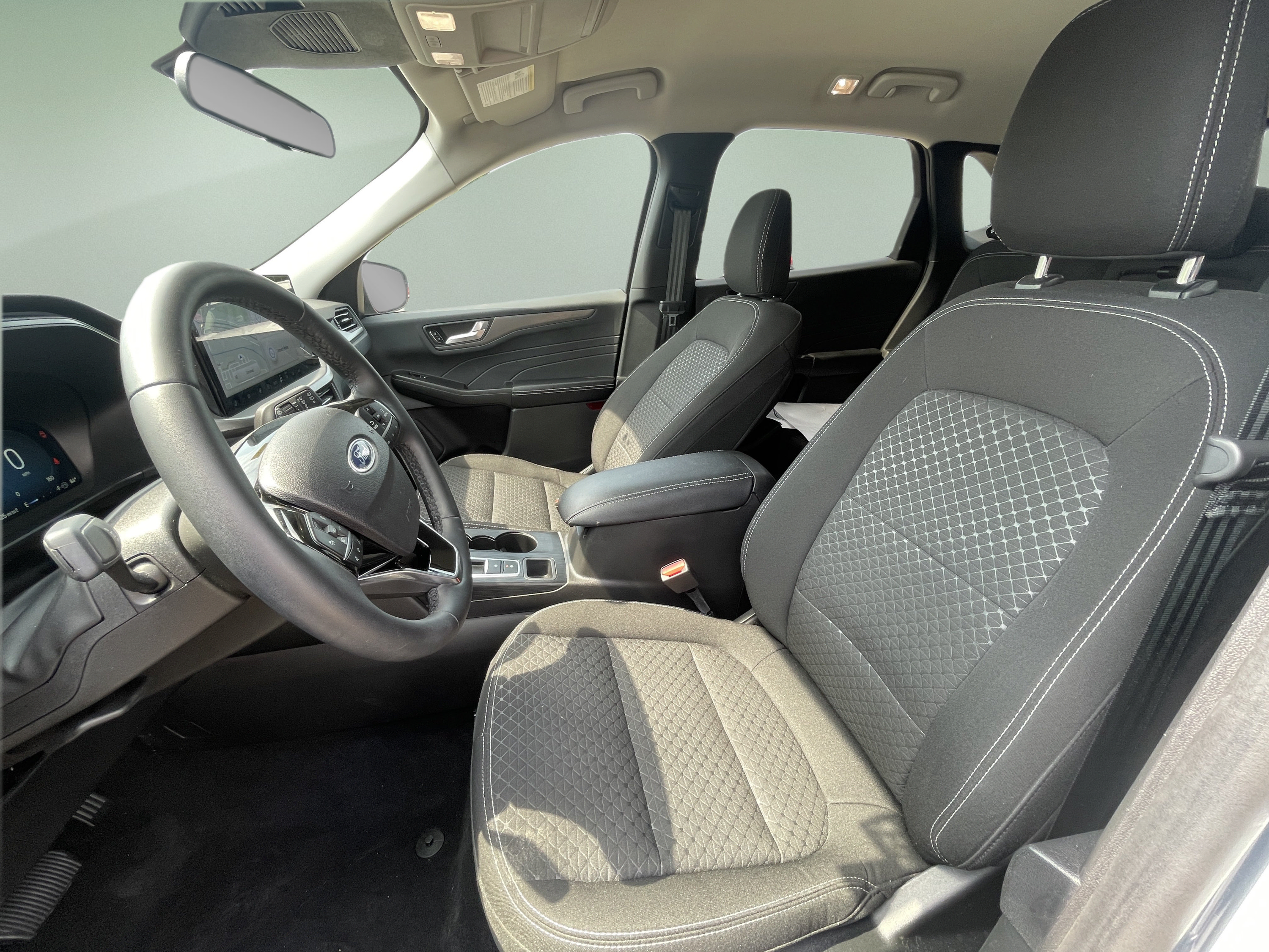 Used 2023 Ford Escape Active w/ Tech Pack #2 AWD/4WD image 8
