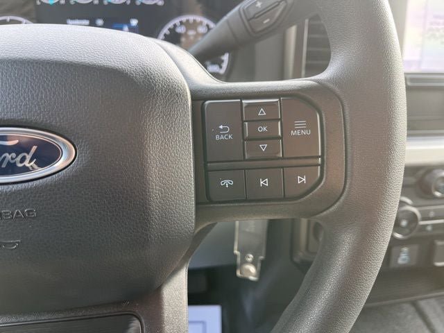 Used 2024 Ford F550 2WD Regular Cab Super Duty image 17