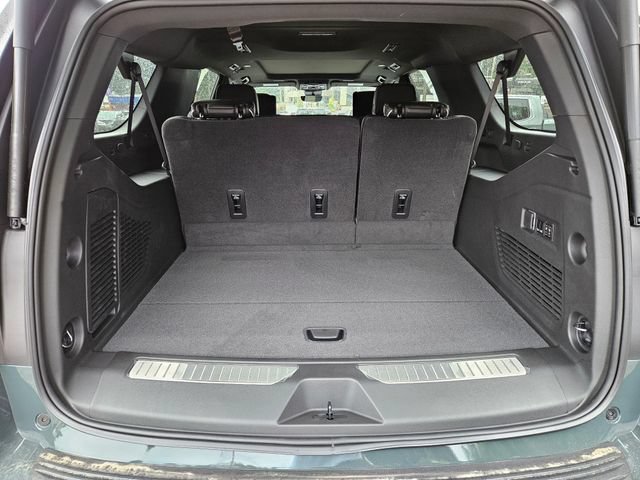 New 2026 GMC Yukon XL AT4 Ultimate AWD/4WD image 12