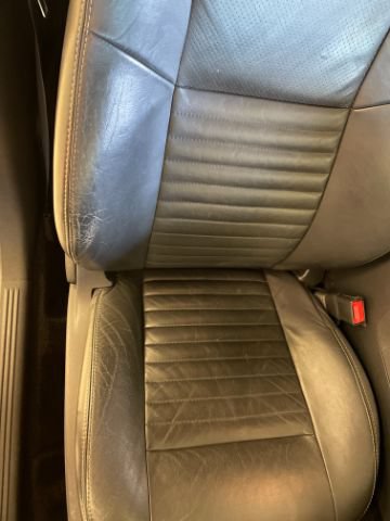 Used 2014 Dodge Challenger SXT RWD image 9