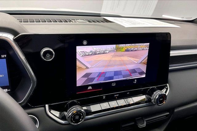 Used 2024 GMC Canyon Elevation image 23