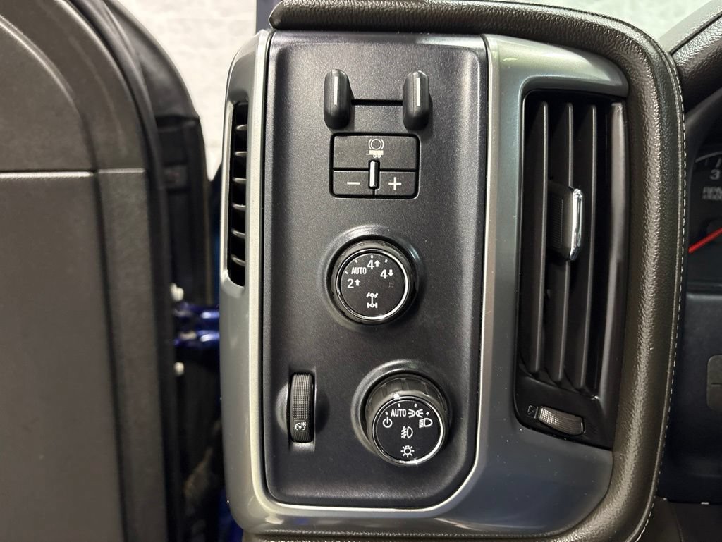 Used 2014 Chevrolet Silverado 1500 LTZ AWD/4WD image 29
