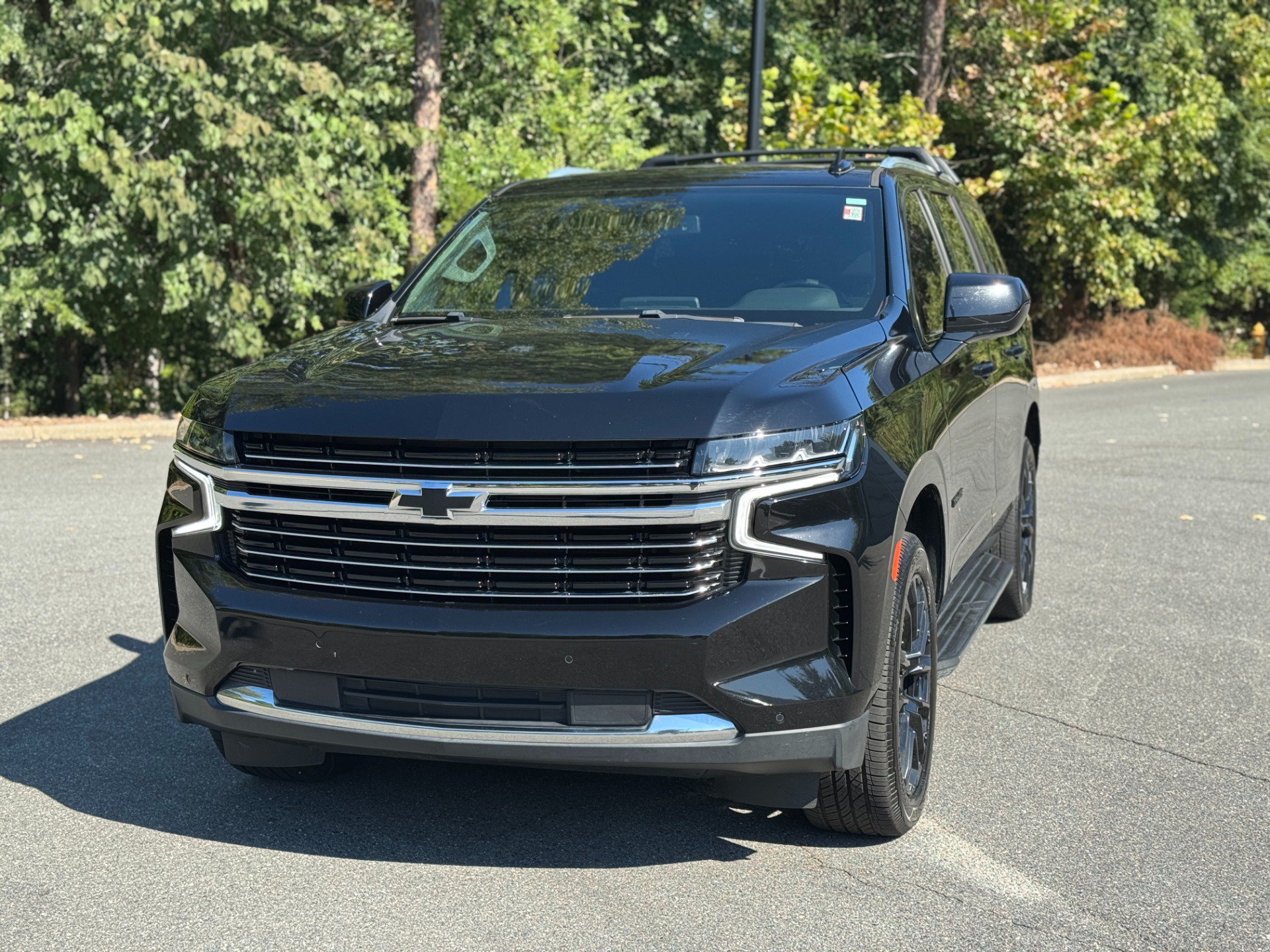 Used 2022 Chevrolet Tahoe LT AWD/4WD image 3