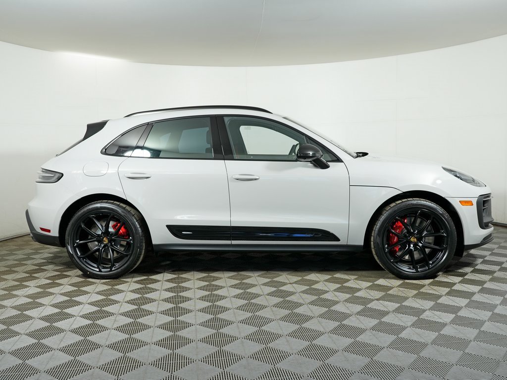 New 2026 Porsche Macan GTS image 8