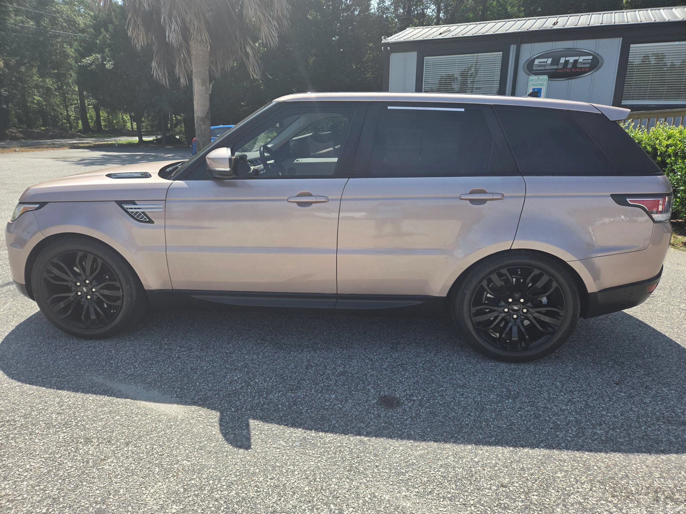Used 2016 Land Rover Range Rover Sport HSE AWD/4WD image 7