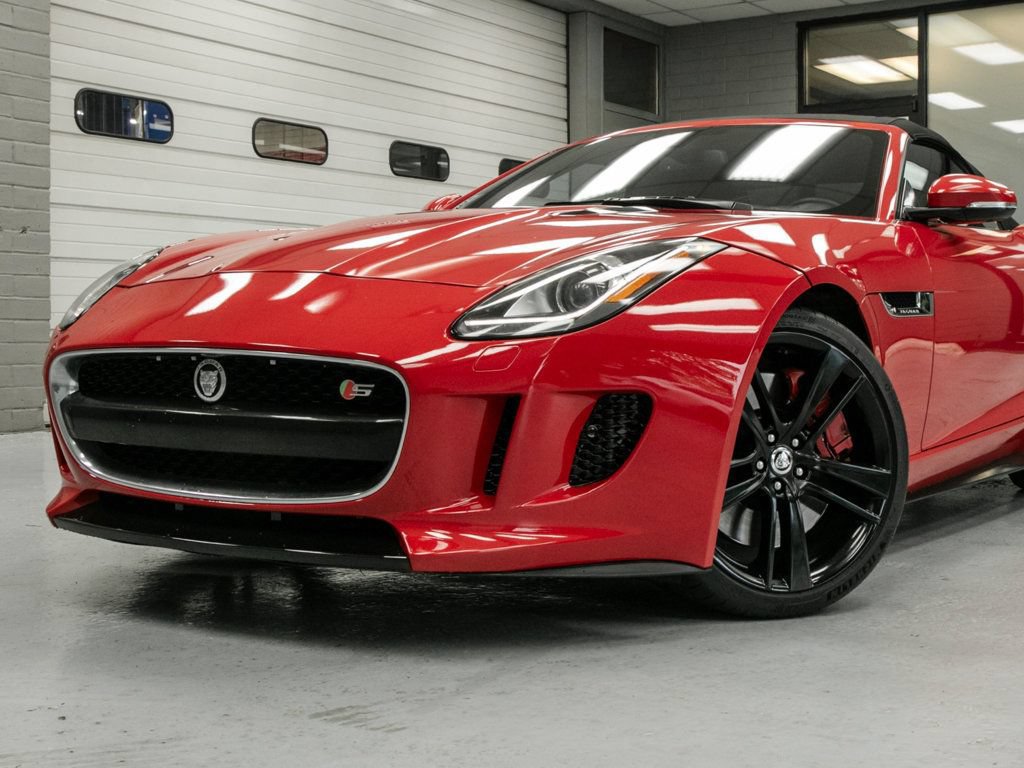 Used 2014 Jaguar F-TYPE S RWD image 15
