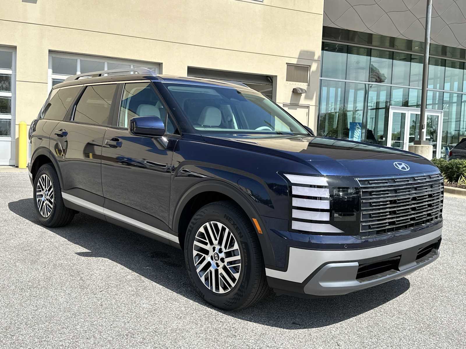 New 2026 Hyundai Palisade SEL image 2