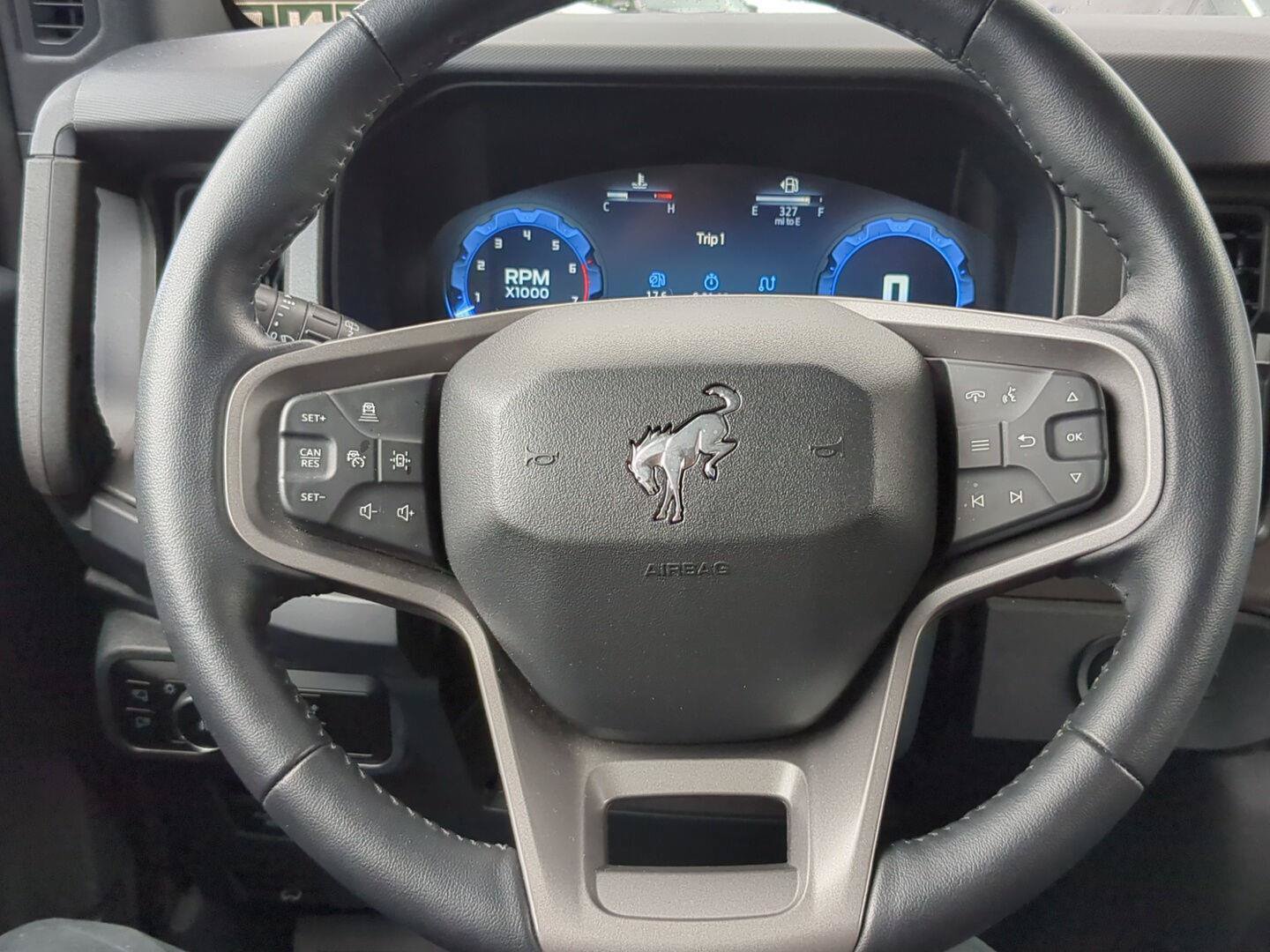 Used 2025 Ford Bronco Badlands AWD/4WD image 12