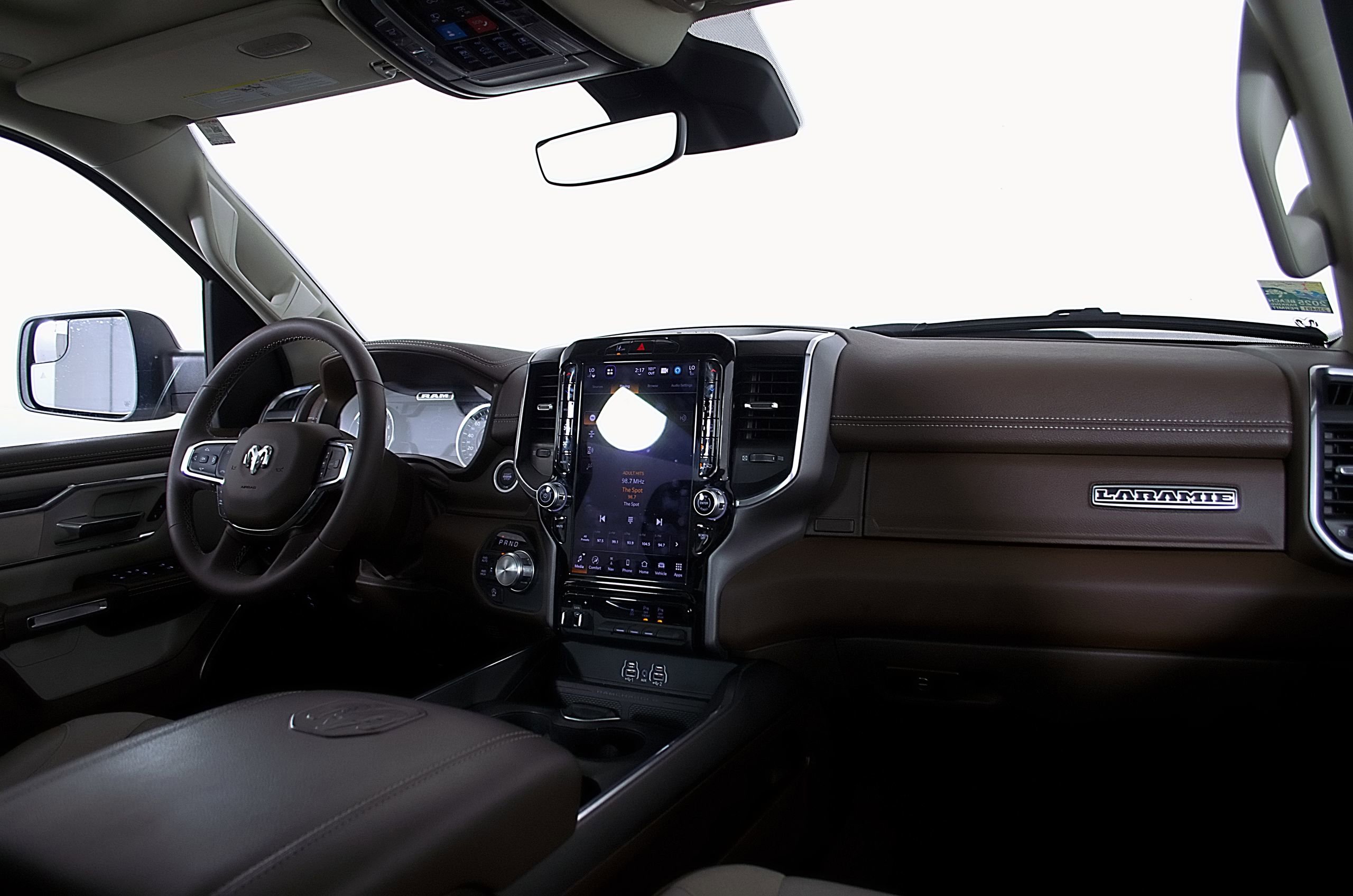 Used 2025 RAM 1500 Laramie w/ Laramie Southwest Edition AWD/4WD image 25
