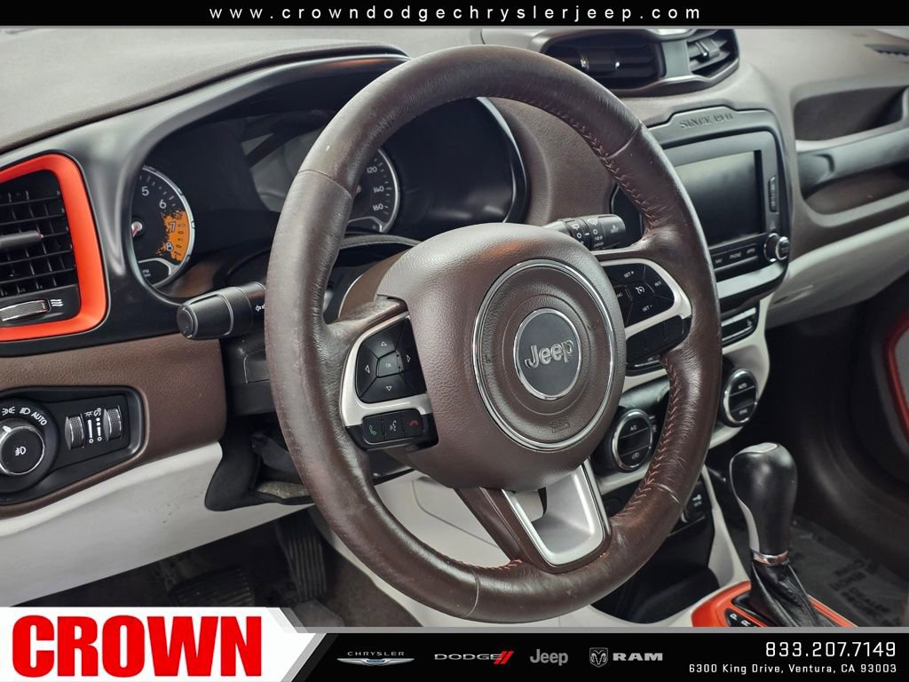 Used 2017 Jeep Renegade Limited image 25