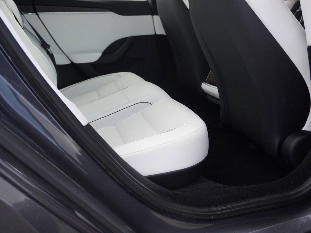 Used 2023 Tesla Model S Plaid image 24