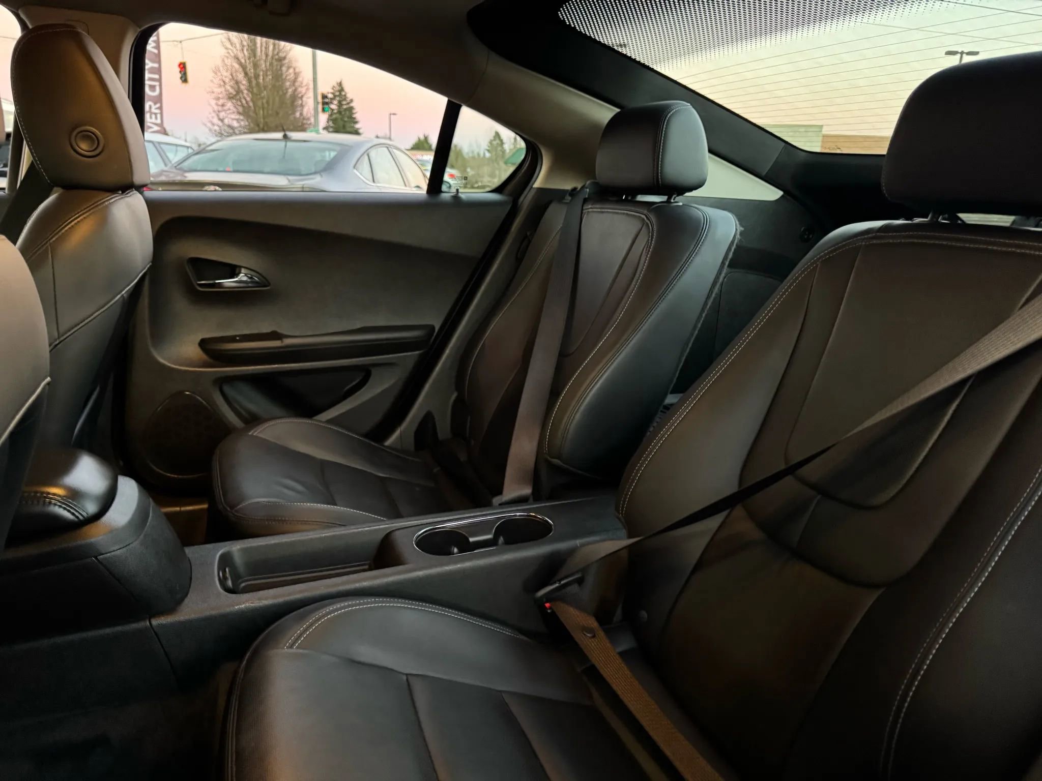 Used 2012 Chevrolet Volt Premium w/ Premium Trim Package image 19