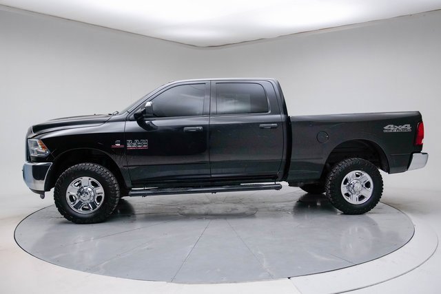 Used 2018 RAM 2500 Tradesman w/ Chrome Appearance Group image 2