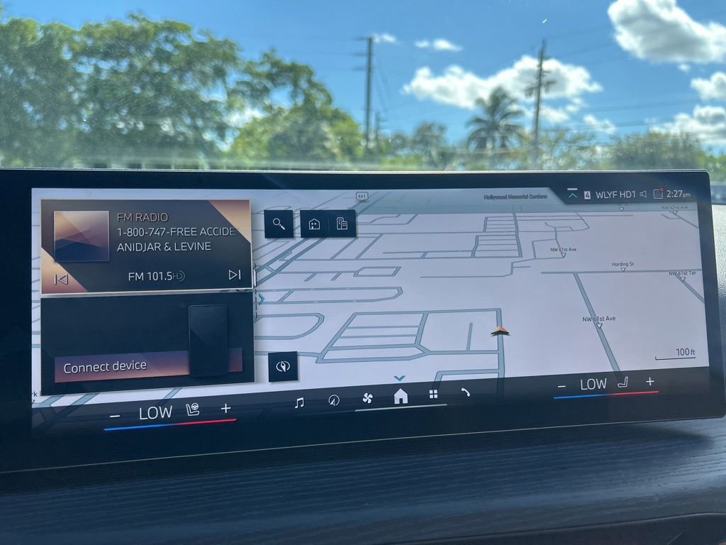 Used 2025 BMW 330i xDrive Sedan image 15