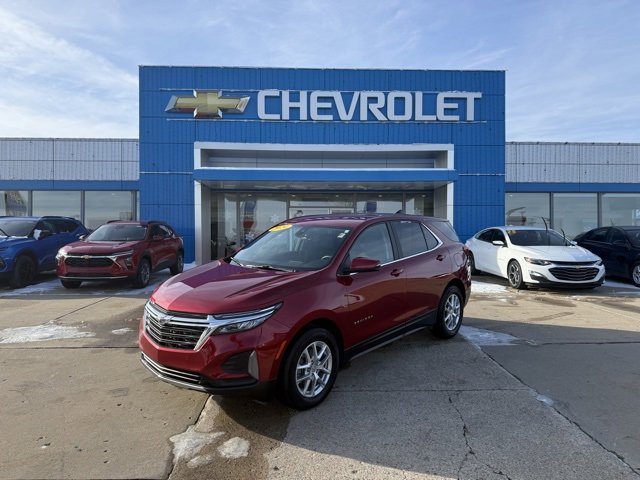 Used 2024 Chevrolet Equinox LT image 1