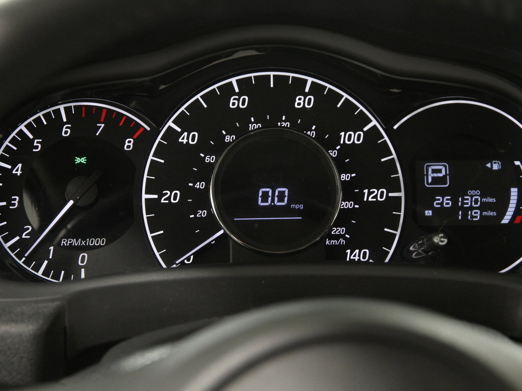 Used 2017 Nissan Versa Note SR image 8