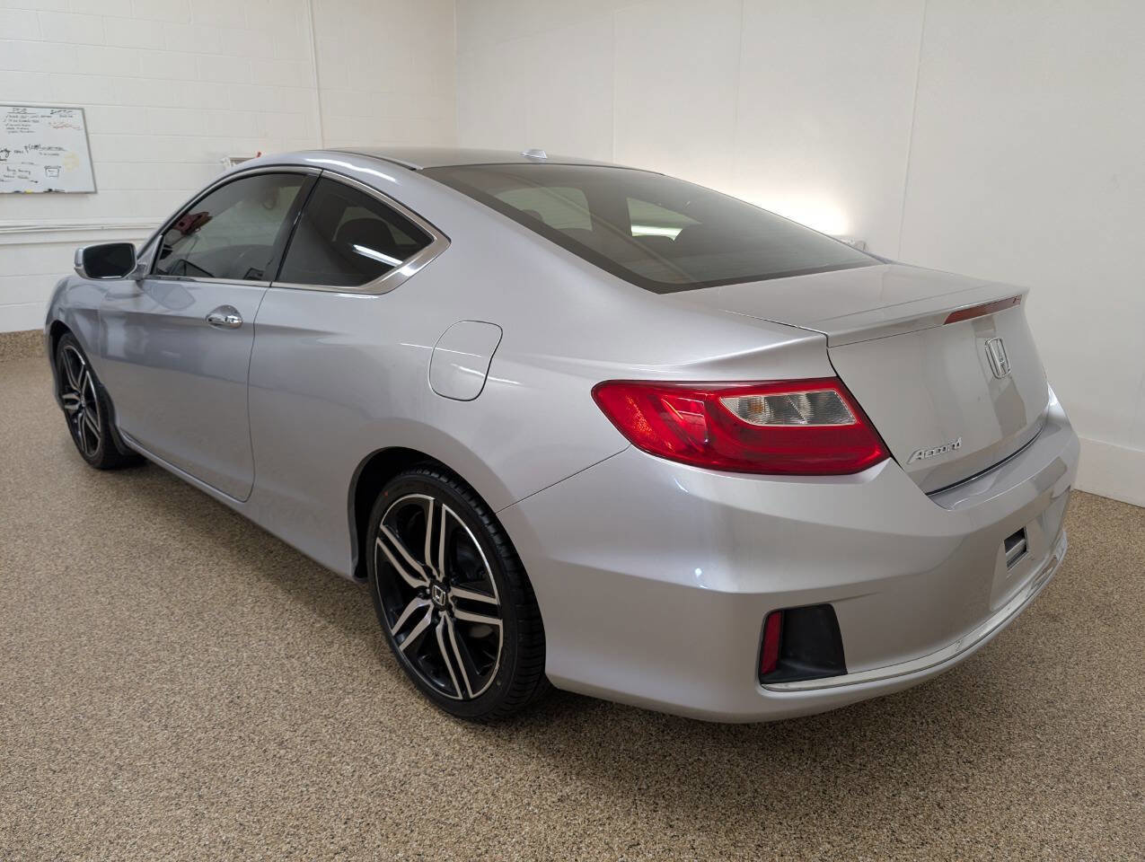 Used 2014 Honda Accord EX image 3